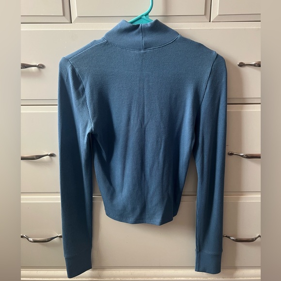 AE Mock Neck Long-Sleeve - Picture 2 of 3